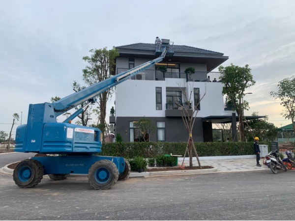 Xe nâng người S Boom còn gọi là xe nâng cần thẳng