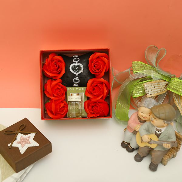 NHỮNG MÓN QUÀ TẶNG CẶP ĐÔI Ý NGHĨA NGÀY VALENTINE 14/2