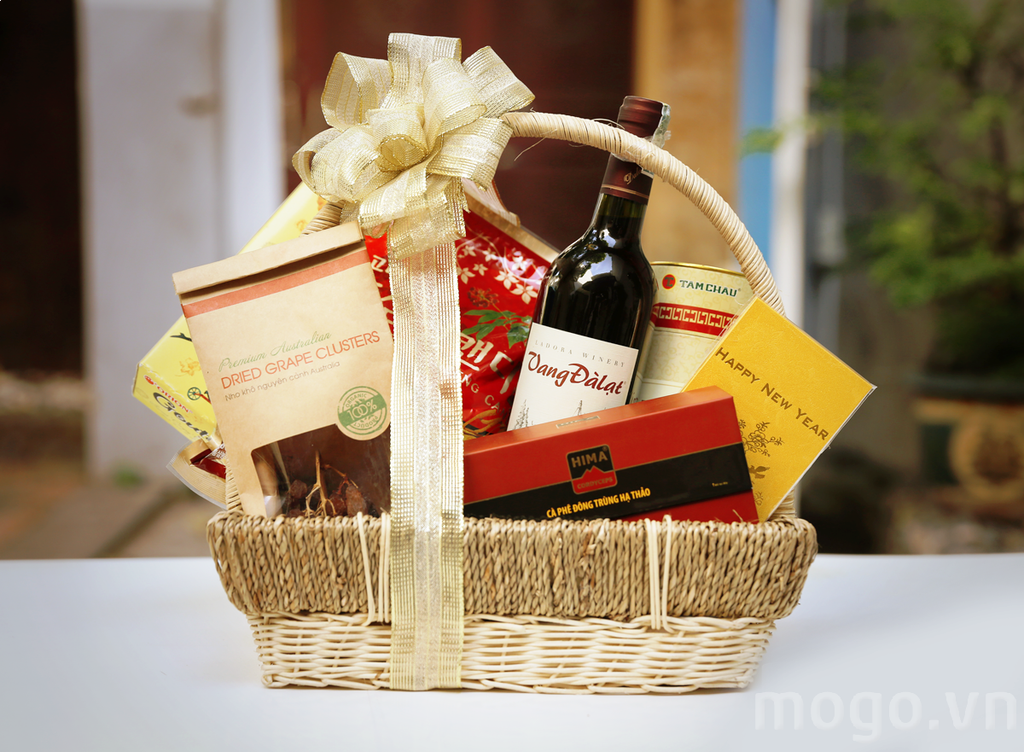 DỊCH VỤ GÓI QUÀ TẾT VÀ GIỎ QUÀ TẾT ĐẸP THEO YÊU CẦU TẠI TPHCM