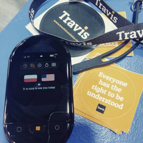 Mua máy phiên dịch ngôn ngữ cầm tay Travis Touch Plus 2020