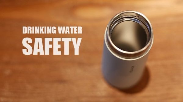 Mahaton Bottle - Chai lọc nước kết hợp sạc không dây trên Kickstarter