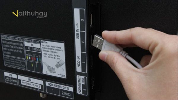 Cách kết nối laptop với tivi bằng cổng USB