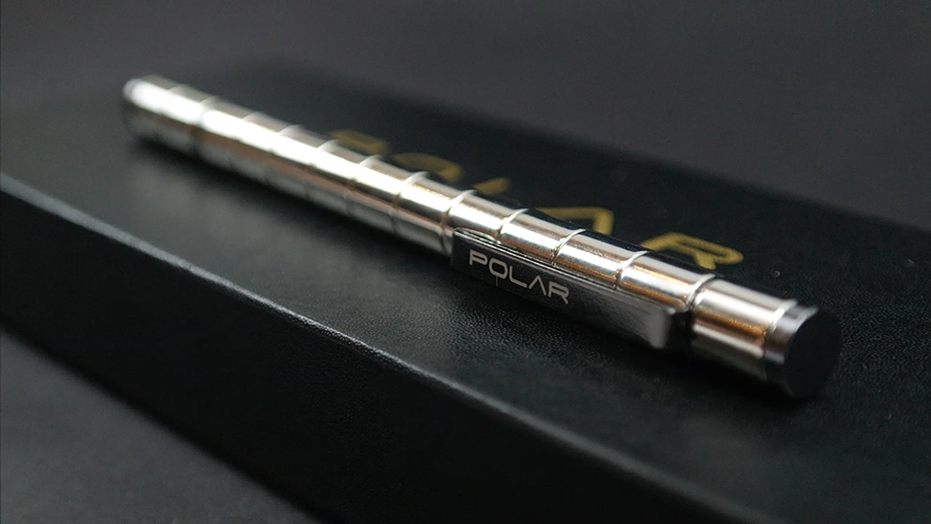 Vẽ đẹp của bút khi mở hộp