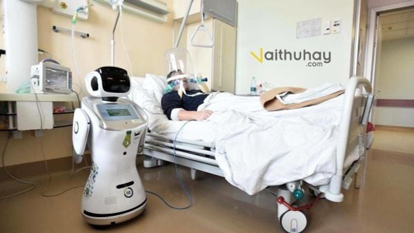 Robot trong y tế sức khoẻ