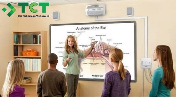 panasonic-pt-tX350-projector-for-classroom