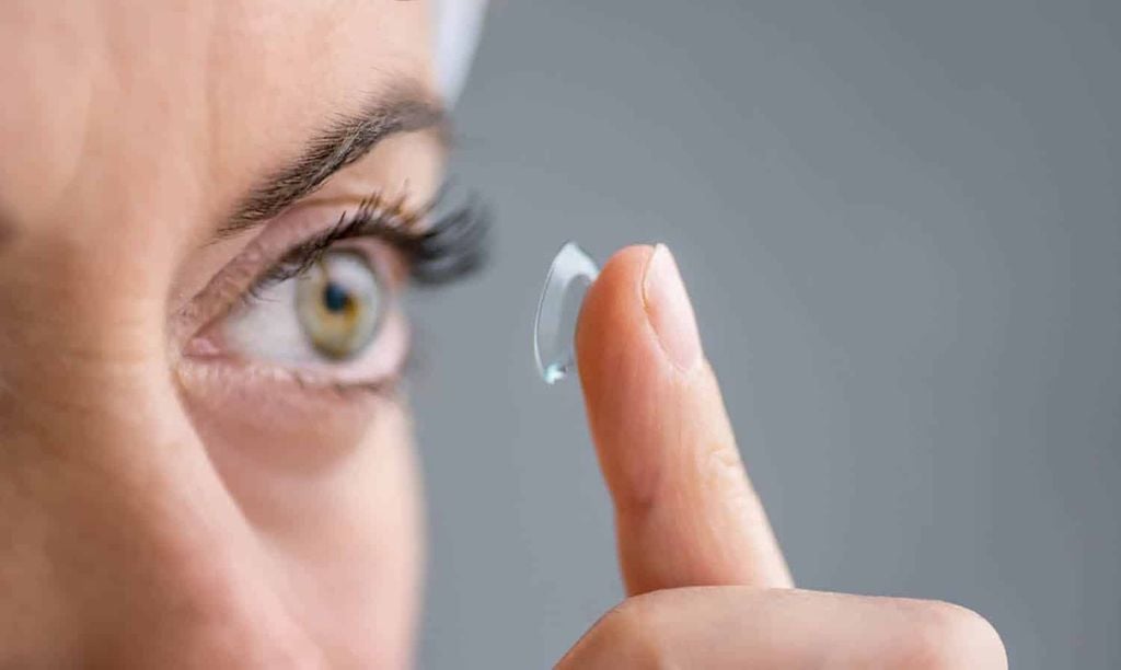 MỚI MUA LENS VỀ ĐEO LUÔN ĐƯỢC KHÔNG?