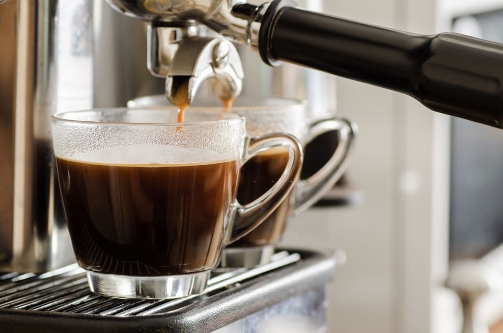 THƯỞNG THỨC CÀ PHÊ THEO PHONG CÁCH MỸ