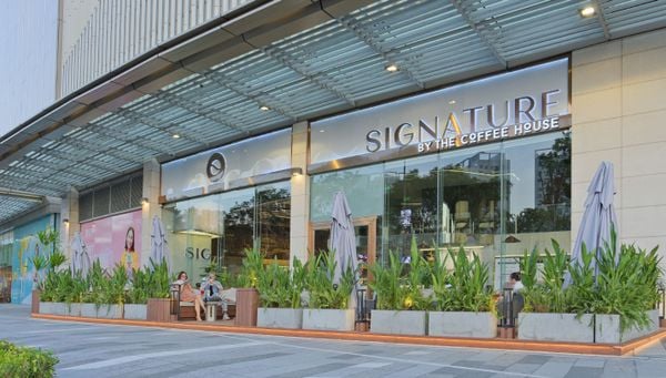 HCM SIGNATURE by The Coffee House