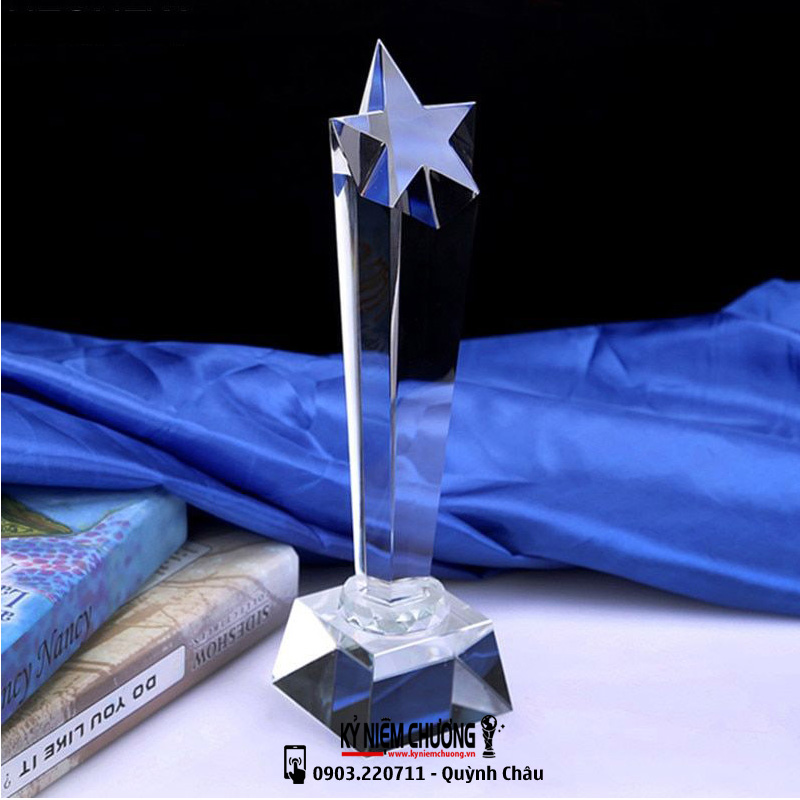 Cúp ngôi sao trao giải thưởng doanh nghiệp