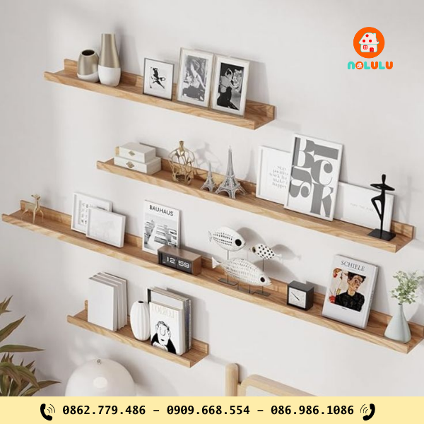 3. Kệ Treo Gỗ Nổi – Tối Giản Mà Vẫn Nổi Bật