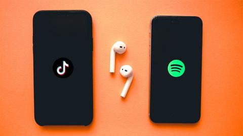 Hướng dẫn cách lưu bài hát TikTok vào Spotify giúp bạn nghe nhạc được thoải mái hơn