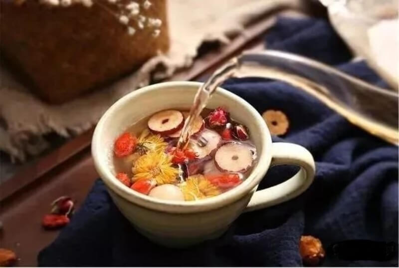 Cách pha trà kỷ tử giúp giảm cân và thư giãn tại nhà mỗi ngày