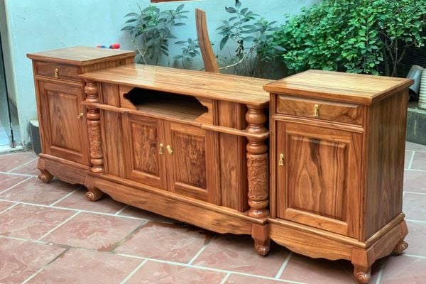 Kệ tivi gỗ tự nhiên