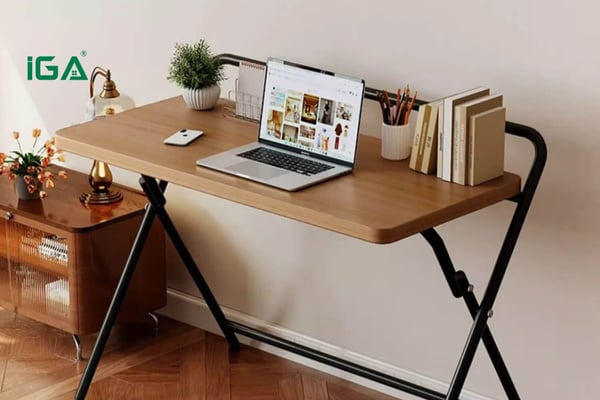 Bàn làm việc gỗ MDF gấp gọn GM139 sở hữu thiết kế hiện đại, nhỏ gọn và tiện dụng