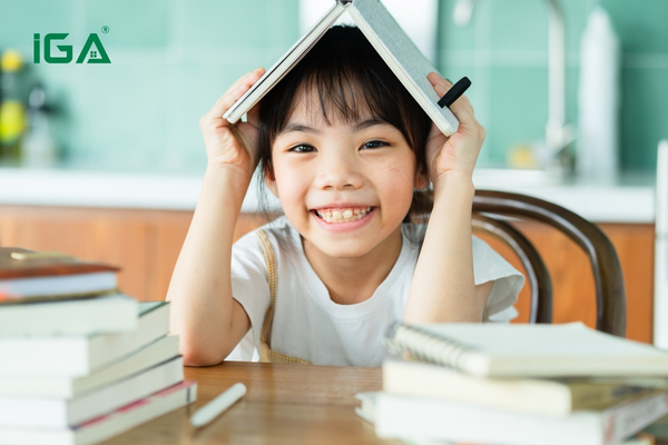 Không gian bàn học ảnh hưởng đến hiệu quả học tập của con