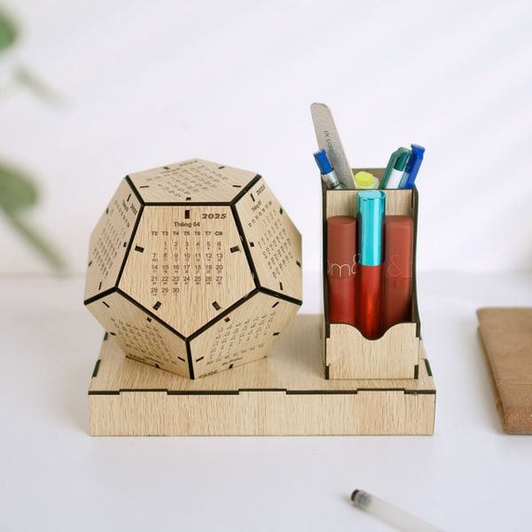 Lịch gỗ để bàn TOY27