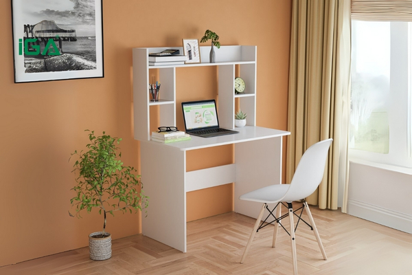 Bàn học GP161.03 thiết kế hiện đại, kèm kệ sách tiện lợi, chất liệu bền đẹp, phù hợp cho trẻ học tập và vui chơi