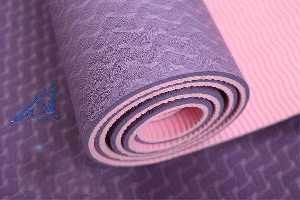 Thảm tập yoga hai lớp Đài Loan, thảm tập yoga đài loan, thảm tập yoga eco friendly, thảm tập yoga tpe đài loan, thảm tpe đài loan đúc 1 lớp dày 8mm, thảm tập yoga hà nội, thảm tập yoga tpe tphcm, thảm tập yoga tpe 2 lớp 6mm, thảm tập yoga tpe eco~friendly đài loan 8mm,