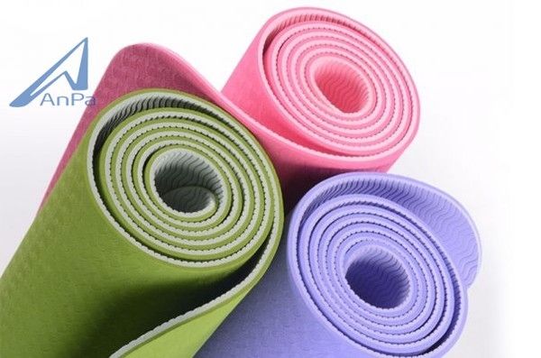 Thảm tập yoga hai lớp Đài Loan, thảm tập yoga đài loan, thảm tập yoga eco friendly, thảm tập yoga tpe đài loan, thảm tpe đài loan đúc 1 lớp dày 8mm, thảm tập yoga hà nội, thảm tập yoga tpe tphcm, thảm tập yoga tpe 2 lớp 6mm, thảm tập yoga tpe eco~friendly đài loan 8mm,