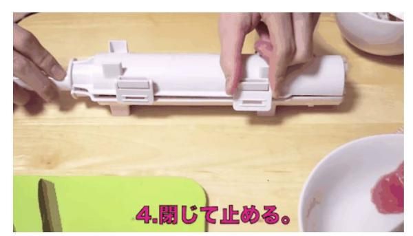 Hộp khuôn làm sushi nhựa