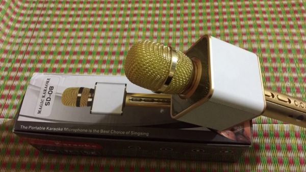 Micro karaoke không dây chuyên nghiệp, micro khong day hat karaoke hay, micro karaoke không dây nào hay nhất, micro không dây chuyên nghiệp, micro không dây cực hay, giá micro không dây shure u820, micro khong day shure, micro không dây cao cấp,