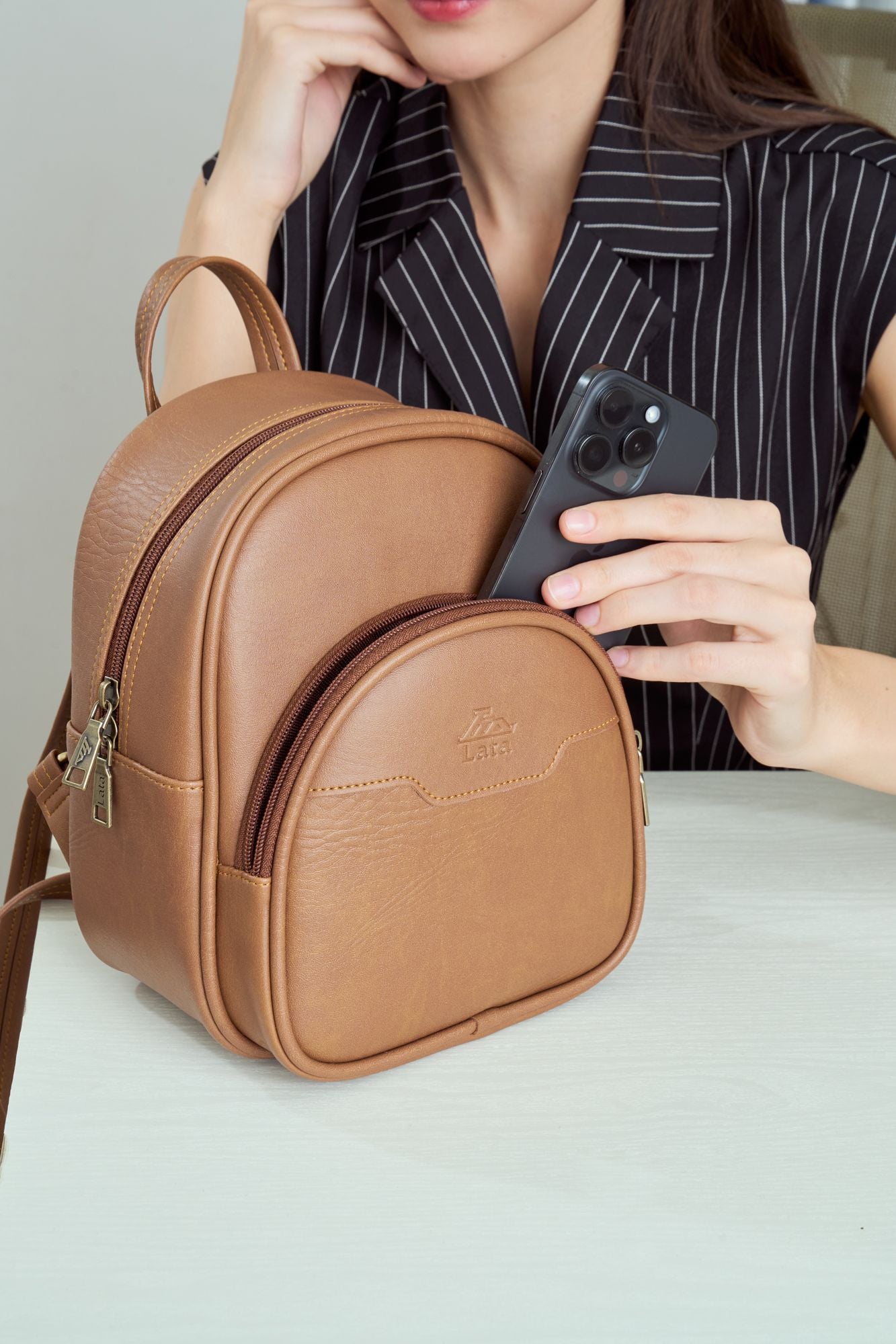 Balo Lata (Thời trang nữ kiểu dáng gọn nhẹ vừa A5 - Balo da BAL83)