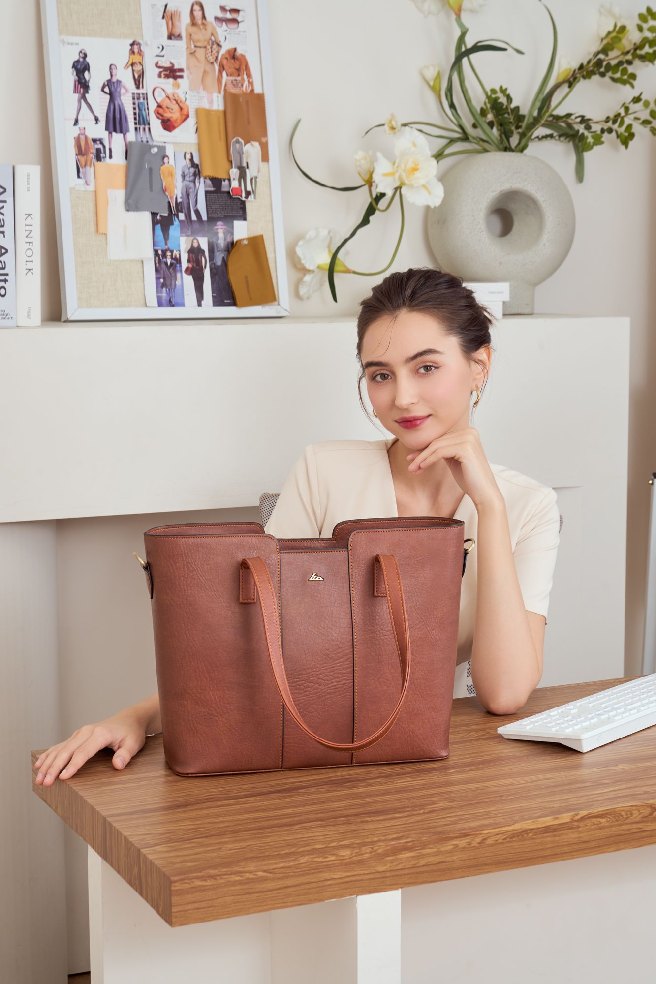 Túi Lata (Thời trang nữ công sở cỡ lớn - Túi xách da TX21)