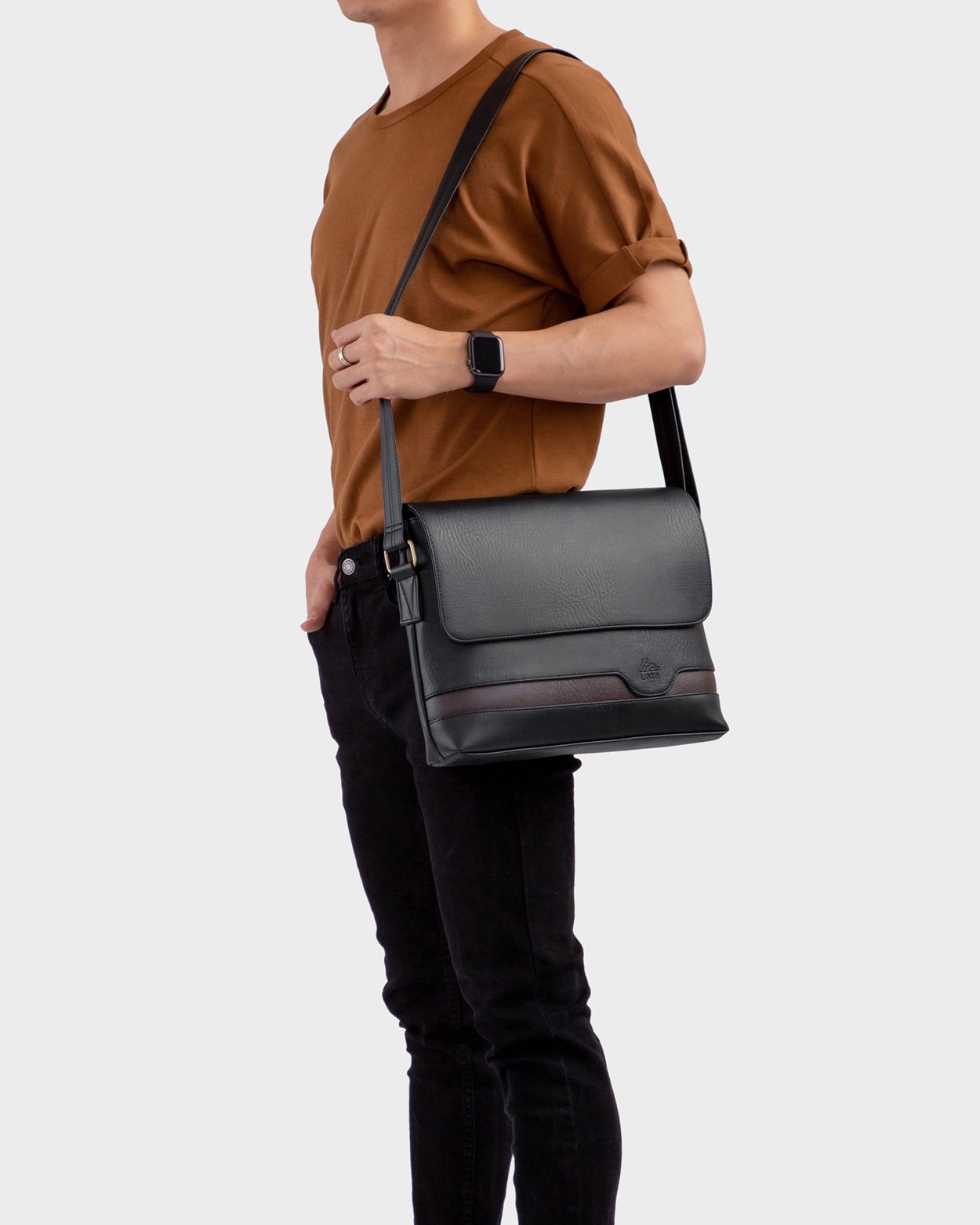 Lacoste sac messenger discount nh2635ce noir homme