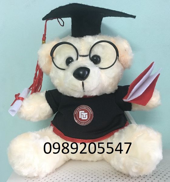 Gấu bông tốt nghiệp Đại học Ngoại Thương TpHCM