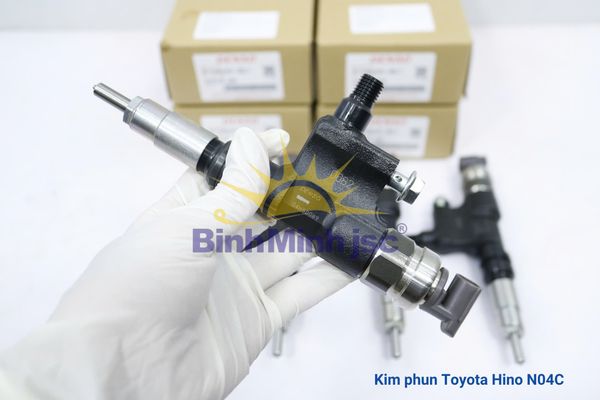 Kim phun Denso Toyota Hino N04C
