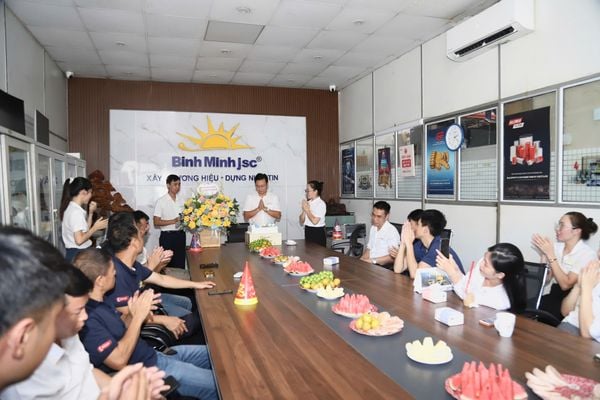 KỶ NIỆM 14 NĂM THÀNH LẬP CÔNG TY BÌNH MINH JSC