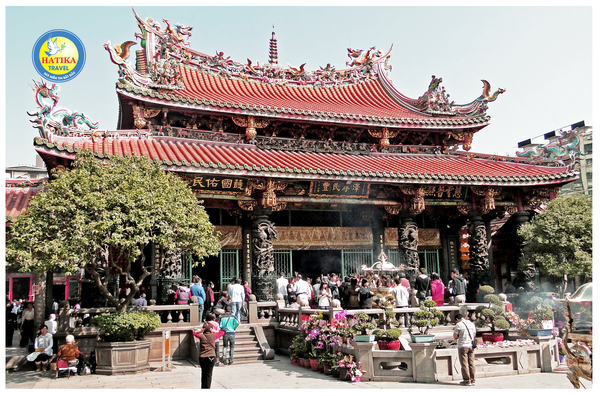 Chùa Long Sơn Tự đài loan