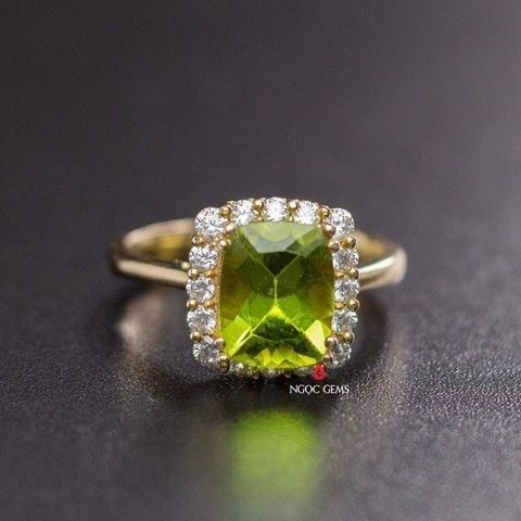 GIẢI ĐÁP 7 CÂU HỎI THƯỜNG GẶP VỀ ĐÁ PERIDOT