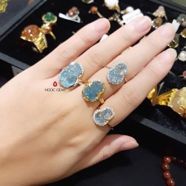 Nhẫn tỳ hưu đá Aquamarine