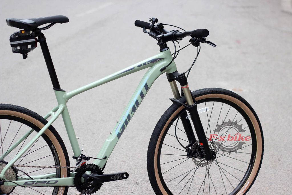giant xtc 820 27.5