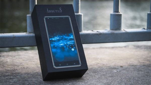 Trên tay Arbutus Max Pro, smartphone giá rẻ có màn hình lớn