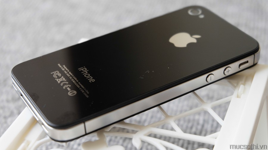 Không còn chối cãi iPhone 4s đích thực là chiếc smartphone mini siêu bền nhất hiện nay - 09873.09873