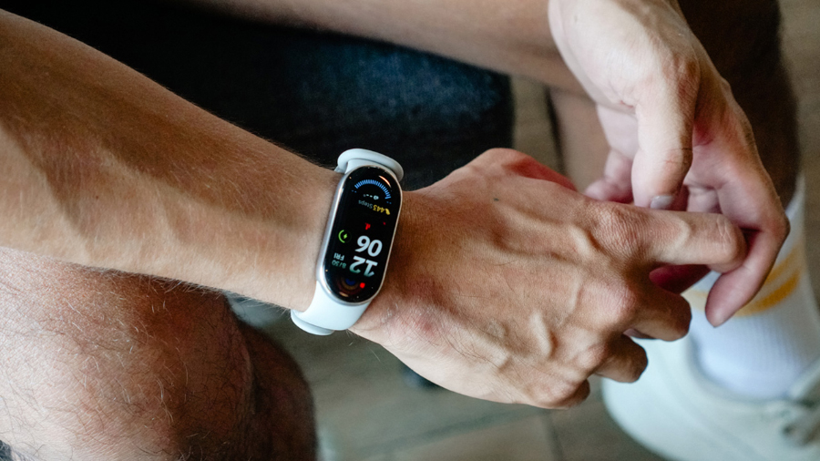 Bóc phốt Smartband 10 - Vòng đeo tay thông minh theo dõi sức khoẻ mới của Xiaomi - mucsothi.com.vn