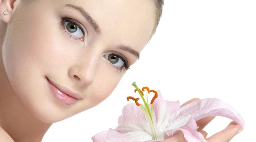 HỌC LÀM KEM NGHỆ DƯỠNG TRẮNG, TRỊ THÂM