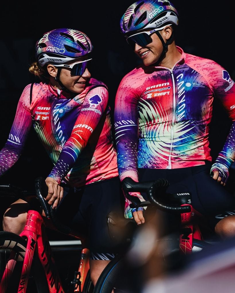Giro Aries Spherical Canyon team nam nữ