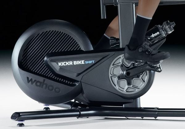 Thiết bị hỗ trợ Wahoo KICKR BIKE SHIFT