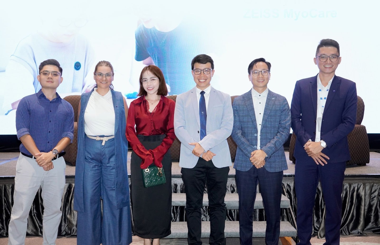 Mắt Kính Shady Đồng Hành Cùng Zeiss MyoCare Trong Quản Lý Tiến Triển Cận Thị Trẻ Em