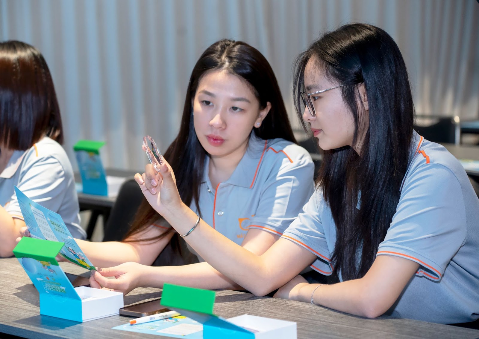 Mắt Kính Shady Tham Gia Training Tròng Kính Defocus Smart Lens - Giải Pháp Hạn Chế Cận Thị Toàn Diện Cho Trẻ Em