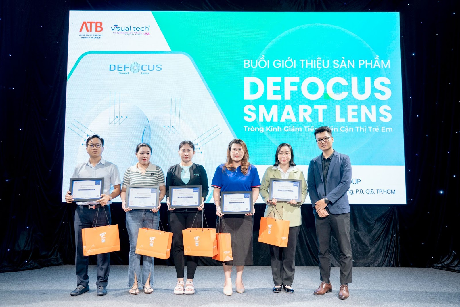 Mắt Kính Shady Tham Gia Training Tròng Kính Defocus Smart Lens - Giải Pháp Hạn Chế Cận Thị Toàn Diện Cho Trẻ Em