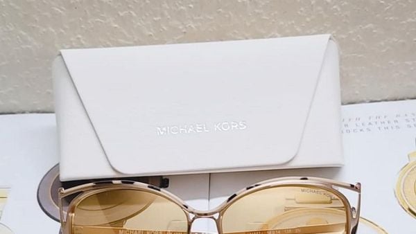 cách nhận biết kính michael kors thật giả