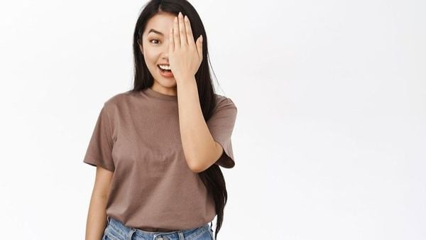 Bị cận không đeo kính có bị nhược thị không