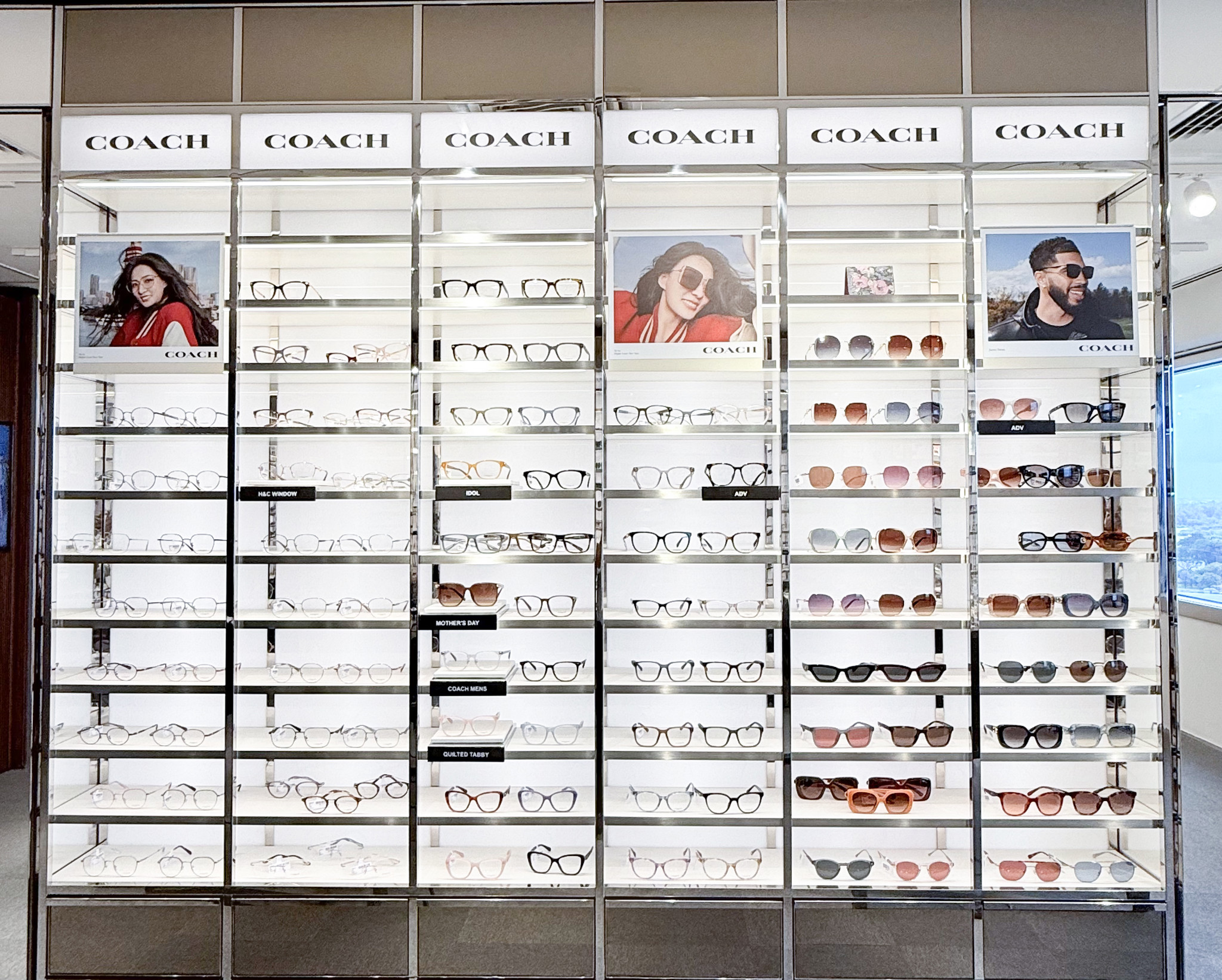 Mắt Kính Shady Tham Dự Sự Kiện Ra Mắt Sản Phẩm Mới Của Tập Đoàn EssilorLuxottica Tại Singapore