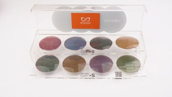 Tròng kính đổi màu Transitions GEN S: Đánh giá từ người dùng