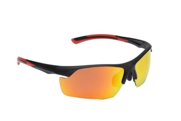 kính mát đi biển