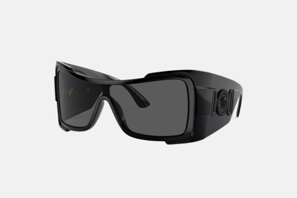 kính mát đi biển